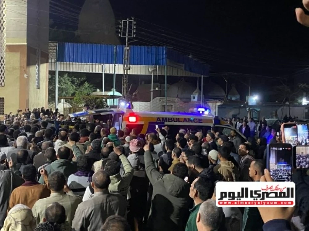 تشييع جثمان المهندس المصري حسام صادق ضحية حادث مجمع «حبشان» للغاز في الإمارات بحضور وزير البترول ومحافظ الدقهلية